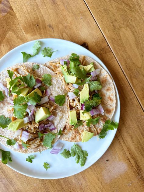 Trader Joe Everything But The Elote Seasoning, Elote Seasoning, Salsa Verde Chicken Crockpot, Slow Cooker Salsa Verde Chicken, Trader Joes Recipes Healthy, Crispy Chicken Salads, Slow Cooker Salsa, Verde Chicken, Salsa Verde Recipe