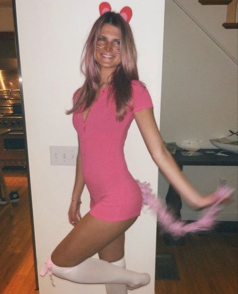 Pink Panther Halloween Costume Women, Pink Panther And Inspector Costume, Pink Panther Outfit, Pink Panther Costume Women, Pink Hair Costume Ideas Halloween, Pink Hair Costume Ideas, Pink Hair Halloween Costume, Pink Hair Halloween Costume Ideas, Pink Halloween Outfit