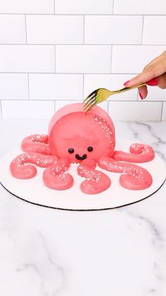 Octopus Cake, Crazy Cakes, Dessert Decoration, Cake Decorating Tips, Cake Decorating Techniques, Tooth Decay, Cake Creations, Pretty Cakes, Creative Cakes