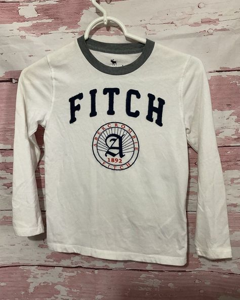 Good vintage Abercrombie & Fitch tees 90s Abercrombie, 8 Logo, Girls Graphic Tee, Abercrombie Kids, Girls Tshirts, Long Sleeve Tee, Abercrombie Fitch, Long Sleeve Tees, Girl Outfits