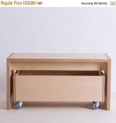 Plywood Bench, Plywood Storage, Furniture Wheels, Plywood Design, Plywood Projects, Storage Box On Wheels, Furniture Storage Cabinets, Cnc Furniture, Plywood Boxes