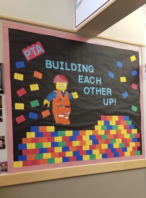 Pta Membership Bulletin Board Ideas, Building Bulletin Board Ideas Preschool, Bulletin Board Ideas For Clubs, Meet Your Teacher Bulletin Board, Pta Board Ideas, Lego Themed Bulletin Boards, One Team One Dream Bulletin Board, Lego Themed Classroom Ideas, Parents Bulletin Board Ideas