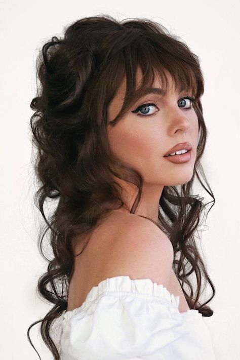 60s Hairstyles With Bangs, Bridgette Bardot Inspired Hair, Vintage Ball Hairstyles, Glam Hairstyles With Bangs, Brigitte Bardot Inspired Hair, Wedding Hair 60s Style, Brigitte Bardot Wedding Hair, Bridget Bardot Bridal Hair, Long Hairstyles With Bangs For Wedding