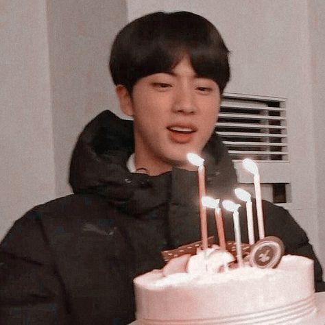 Jin With Cake, Kim Seokjin Birthday Pic, Jin Birthday Cake, Bts Jin Birthday Picture, Kim Seokjin Birthday, Jin Birthday, Jin Cute, Jin Pic, Bts Birthday