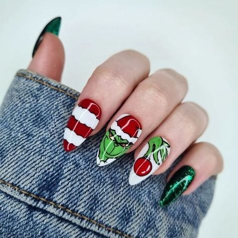 Green Christmas Nails Ideas,Red Christmas Nails Ideas ,Red and Green Christmas Nails Ideas,Blue Christmas Nails Ideas,White Christmas Nails Ideas Whoville Sign, Grinch Christmas Nails, Hoilday Nails, Navidad Nails, Christmas Nail Designs Acrylic, Grinch Nails, Nail House, Nail Art Noel, Merry Grinchmas