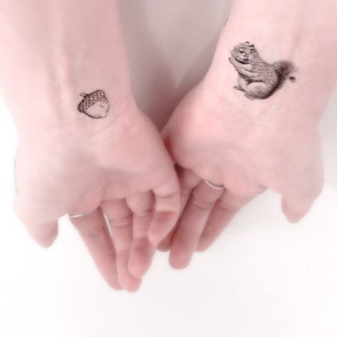 Spring Squirrel and Acorn Temporary Tattoo's - Spring, Floral, Vintage Floral, Black and White on Etsy, $5.29 Squirrel Tattoos, Oak Tattoo, Acorn Tattoo, Squirrel Tattoo, Paintings Nature, Squirrel Illustration, Matching Friend Tattoos, Floral Black And White, Squirrel Art