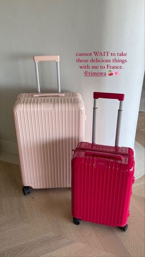 Rimowa Luggage Set, Luggage Aesthetic Airport, Rimowa Suitcase, Pink Girl Aesthetic, Aesthetic Wishlist, Luggage Aesthetic, Suitcase Pink, Luggage Pink, Rimowa Luggage