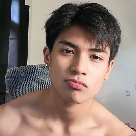 Filipino Male Hairstyles, 2 By 3 Haircut Men, Haircut For Men Round Face Asian, Philipino Guys, Short Men Hairstyles, Korean Round Face Haircut, Coarse Hairstyles Men, Filipino Men Hairstyle, Filipino Haircut Men