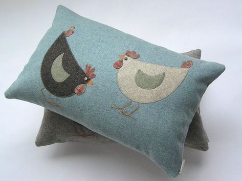 Chicken Pillows, Tartan Cushions, Paper Mulberry, Applique Cushions, Sewing Cushions, Applique Pillows, Sew Ins, Wool Projects, Sewing Pillows