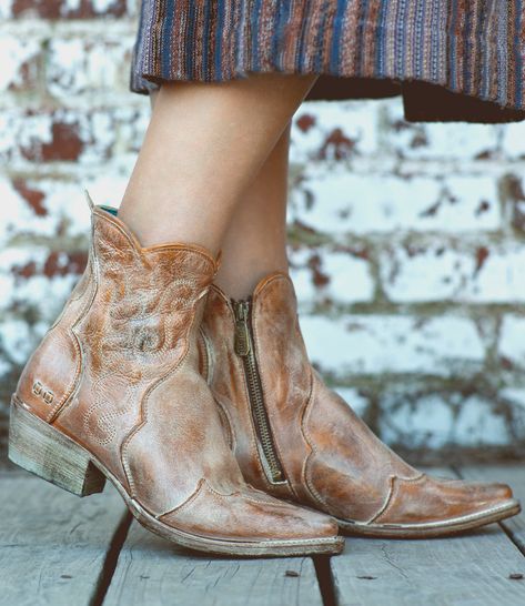 Western boot outfits