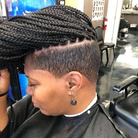 Ol Scott on Instagram: “Box braids done by me!! ❤ And she was the coolest client ever!! #chicagobraider #chicagobraids #atlantabraids #atlantabraider #blessedhands…” Fierce Braids, Mommy Haircuts, Undercut Braids, Box Braids Shaved Sides, Short Hair Shaved Sides, Mohawk Braids, Handmade Dreadlocks, Shaved Hairstyles, Braids With Shaved Sides