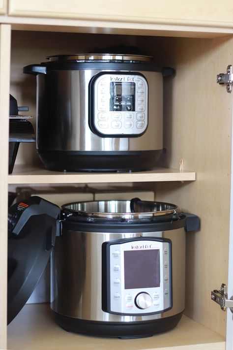 Kitchen appliance storage