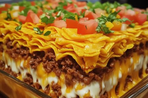 WALKING TACO CASSEROLE - recipestasteful Dinner Night Ideas, Soft Tacos Recipes, Walking Tacos Recipe, Walking Taco Casserole, Walking Taco, Tacos Recipes, Foods Of The World, Walking Tacos, Taco Ingredients