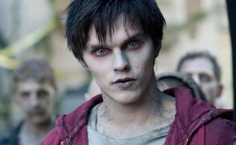 Warm Bodies (2013) | 15 Movies You Might Not Know Were Based On Shakespeare Plays - interesting Warm Bodies Movie, Warm Bodies, Michelle Phan, Cute Zombie, Special Fx Makeup, Hallowen Costume, Zombie Movies, Zombie Costume, Nicholas Hoult