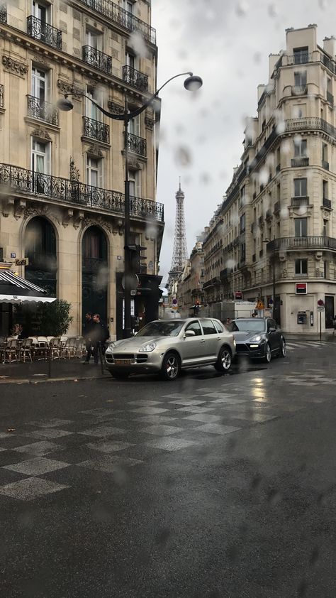 Rain In Paris Aesthetic, Paris Rain Aesthetic, Paris In The Rain Aesthetic, Paris Raining, Rainy Paris Aesthetic, Paris Streets Aesthetic, Living In Paris Aesthetic, Paris Vibes Aesthetic, Rain Paris