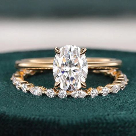 2.5 CT Oval Cut Colorless Moissanite Bridal Ring Set, Full Eternity Wedding Band, Solid 14K Yellow Gold Engagement Ring Set, Vintage Ring ● 𝐂𝐞𝐧𝐭𝐞𝐫 𝐒𝐭𝐨𝐧𝐞 𝐃𝐞𝐭𝐚𝐢𝐥𝐬: → Stone Type: Moissanite → Shape: Oval Cut → Size: 2.50 CT → Measurement: 10x8 MM → Color: Colorless → Luster: Excellent → Make: High Quality ● 𝐒𝐢𝐝𝐞 𝐒𝐭𝐨𝐧𝐞 𝐃𝐞𝐭𝐚𝐢𝐥𝐬: → Stone Type: Moissanite → Shape: Round & Marquise Cut → Size: 1.00 TCW (Approx.) → Measurement: (3.5x2) MM & (1.5) MM (Each Stone) → Color: Oval Moissanite Engagement Ring, Diamond Bridal Ring Sets, Detailed Engagement Ring, Moissanite Engagement Ring Oval, Oval Moissanite, Types Of Diamonds, Moissanite Earrings, Bridal Bands, Moissanite Wedding Bands