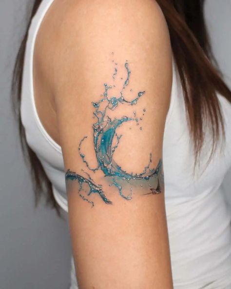 50 Beach Tattoo Ideas: Inspiring Designs for Ocean Lovers Octopus Tattoo Design For Women, Water Themed Tattoos For Women, Sea Lover Tattoo, Ocean Lover Tattoo, Minimalist Wave Tattoo, Cryptic Tattoos, Zee Tattoo, Tattoos Sea, Beach Inspired Tattoos