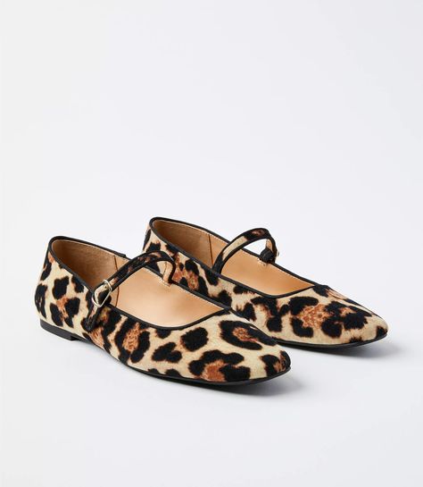 Leopard Print Velvet Buckle Strap Ballet Flats Cheetah Print Flats, Animal Print Flats, Leopard Print Flats, Leopard Flats, Grey Outfit, Blazer With Jeans, Cold Weather Accessories, Effortless Chic, Hat Hairstyles