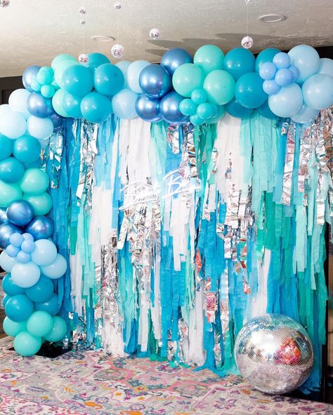 Teal Bachelorette Party, Greek Party Decorations, Streamers Backdrop, Backdrop Fringe, Greek Party, Streamer Wall, Fringe Decor, Fringe Wall, Streamer Backdrop