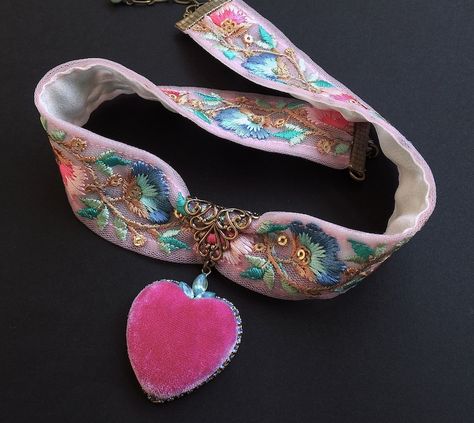 Rococo Choker, Boho Wedding, Embroidered Floral, Silk Velvet Heart, Very Limited Edition, Hot Pink, Blue, Ribbon Choker, Non Traditional - Etsy Australia Embroidered Choker, Vintage Heart Necklace, Embroidered Jewellery, Diy Choker, Ribbon Choker, Diy Necklaces, Dog Collar Tags, Queer Fashion, Velvet Heart