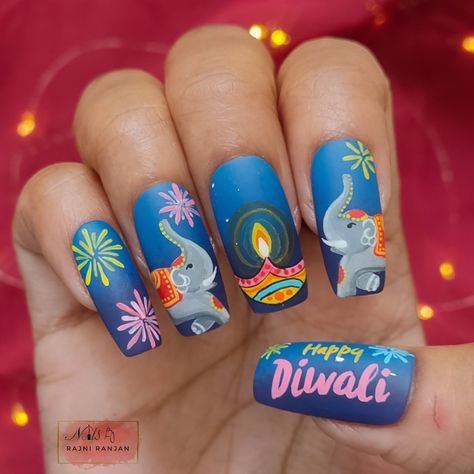 https://www.instagram.com/p/CV1-c1NBGuY/?igshid=NDc0ODY0MjQ= Diwali Nail Art, Nail Art Courses, Quick Nail Art, Bridal Nail Art, Mehndi Designs For Kids, Hello Nails, Fall Gel Nails, Green Nail Designs, Work Nails