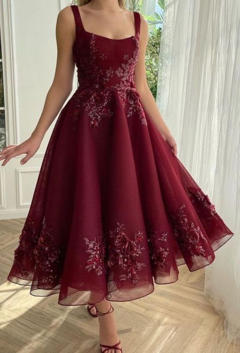 Simple Frock Design, Simple Frocks, Simple Gowns, Tulle Homecoming Dress, Frock For Women, Fancy Dresses Long, Prom Dresses Sleeveless, Ankle Length Dress, Designer Dresses Casual