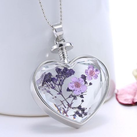 Kristina Webb, Lavender Necklace, Pressed Flower Necklace, Sweater Necklace, Resin Jewelry Diy, Romantic Heart, Glass Locket, Flower Pendant Necklace, Heart Shape Pendant