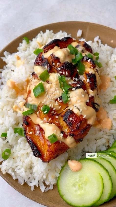 Lemon8 - Honey sriracha chicken with spicy Mayo! For a... Mayo Siracha Chicken, Sriracha Mayo Chicken, Recipes With Sriracha Mayo, Sriracha Chicken Recipes, Honey Siracha Chicken, Sriracha Recipes, Mayo Chicken, Honey Sriracha Chicken, Sriracha Chicken