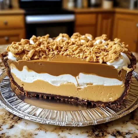 Amish Peanut Butter Cream Pie – Naomi's Recipes Peanut Butter Meringue Pie, Sugar Cream Pie Indiana, Impressive Dessert Recipes, Amish Peanut Butter Cream Pie, Thanks Giving Food Ideas, Thanksgiving Pies Recipes, Amish Peanut Butter Pie, My Recipes Saved, Best Thanksgiving Pies