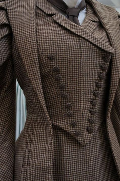 Detail Couture, Walking Dress, Riding Habit, Steampunk Costume, Victorian Clothing, Edwardian Fashion, Historical Dresses, Moda Vintage, Steampunk Fashion