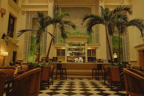 Step Into a Movie Dreamworld With "Accidental Wes Anderson" on Reddit,Hotel Saratoga in Havana, Cuba. Image via Reddit user saulbloodyenderby Accidental Wes Anderson, Wes Anderson Aesthetic, Wes Anderson Style, Architecture Restaurant, Wes Anderson Movies, Wes Anderson Films, Moonrise Kingdom, Grand Budapest Hotel, Hotel Bar