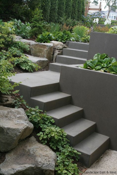 Backyard Retaining Walls, Retaining Wall Design, Large Backyard Landscaping, Garden Retaining Wall, Concrete Retaining Walls, Sloped Backyard, Landscaping Retaining Walls, Garden Stairs, Sloped Garden