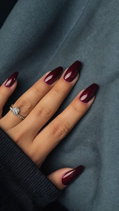 Discover the latest fall nail trends for 2024 Stay ahead with short almond nails now transitioning to OPI Brown for 2023 Try square galaxy designs and explore the latest early earl trends Autom Nails 2024, Square Nail Designs Fall 2024, Nail Trends Winter 2024, Fall Nails 2024 October, Atum Nails 2024, Fall Sns Nails 2024, Acrylic Nails Almond Fall, Short Nail Fall, Almond Nails 2024