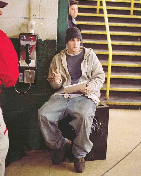 Eminem Style, Rap Clothes, 90s Rappers Aesthetic, The Slim Shady, 90s Rappers, Mode Hip Hop, Looks Hip Hop, Ropa Hip Hop, Eminem Photos