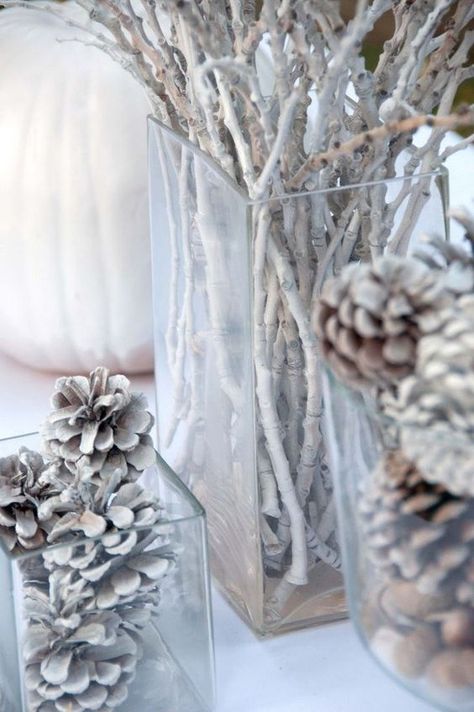 40+ Winter Wonderland Party Decorations & Ideas | momooze.com Winter Wonderland-party, Winter Wedding Centerpieces, Winter Wonderland Decorations, Winter Centerpieces, Winter Wedding Decorations, Winter Table, Winter Wonderland Party, Winter Wonderland Wedding, Navidad Diy