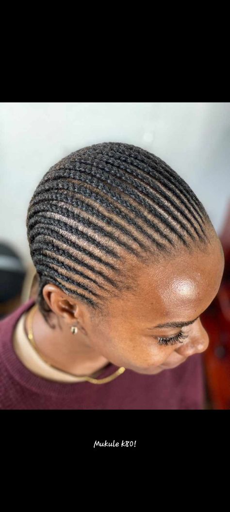 It's giving simple and classic vibes😁 Simple Cornrows With Natural Hair, Small All Back Cornrows Hairstyles, Very Small Cornrows, Free Hand Braids For Black Hair, Snoop Hairstyles For Black Women, Small Conrows Lines, Snoop Hairstyles For Natural Hair, Small All Back Cornrows, Small Cornrows On Natural Hair