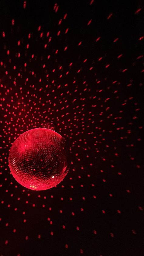 #discoball #disco #party #girlsnight #red #nightout Disco Night Aesthetic, Disco Club Aesthetic, Dark Disco Aesthetic, Silent Disco Aesthetic, Birthday Party Dance Floor, Haunted Disco, Red Disco Ball, Modern Disco, Disco Background