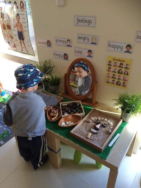 Reggio Feelings Activities, Montessori Centers Preschool, All About Me Reception Activities, Reggio Table Top Activities, Reggio Emilia Preschool Activities, Reggio Circle Time Area, The Curiosity Approach Preschool, Reggio Emilia Activities Toddlers, Regio Emilia Activities