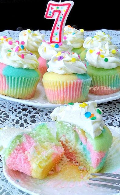 Peng's Kitchen: Marble Rainbow Cupcakes Unicorn Cupcakes Easy, 7th Birthday Cake Girl, Girls 7th Birthday Party Ideas, Birthday Cupcakes For Kids, 7th Birthday Girl Ideas, Cupcakes For Kids Birthday, Girls 7th Birthday, Cupcakes For Kids, Kids Birthday Cupcakes