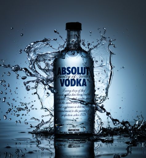 Hasselblad Karl Taylor Photography, Karl Taylor, Advertisement Ideas, Beer Photography, Cocktail Photography, Splash Photography, Absolut Vodka, Photographer Advertising, Advertising Photography