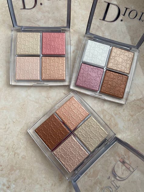 Dior Backstage Glow Face Palette, Dior Highlighter, 17 Doğum Günü, Dior Backstage, Makeup Bag Essentials, Glow Face, Makeup List, Gloss À Lèvres, Palette Makeup