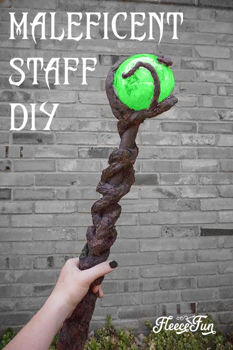 Wizards Staff Diy, Jafar Staff Diy, Homemade Maleficent Costume, Cosplay Staff Tutorial, Diy Malificiant Costume, Trunk Or Treat Maleficent, Maleficent Headpiece Diy, Melifesent Costume Diy, Maleficent Staff Diy Easy