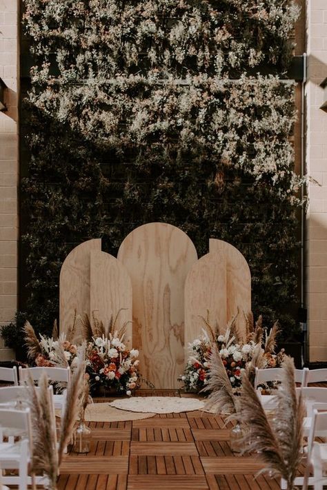 Wood Backdrop Wedding, Modern Ceremony Backdrop, Excelsior Lancaster, Contemporary Wedding Decor, Modern Ceremony, Rustic Wedding Alter, Neutral Wedding Decor, Boho Wedding Colors, Boho Wedding Backdrop