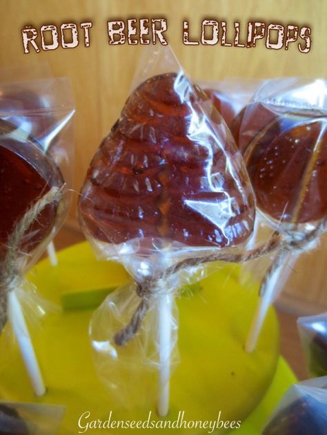 Root Beer Lollipops - Garden Seeds and Honey Bees Root Beer Candy, Honey Bee Pollen, Homemade Rootbeer, Hard Candy Recipes, Hard Candy Molds, Hard Candy Lollipops, Lollipop Mould, Honey Benefits, Red Velvet Cookies