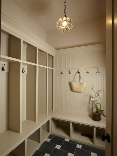 Mudroom Design, Pictures, Remodel, Decor and Ideas - page 2 Garage Inspiration, Traditional Laundry Room, Bunk Bed Plans, Laundry Room/mud Room, Mudroom Lockers, Bunk Beds Built In, Built In Bunks, Mudroom Laundry Room, Real Estat