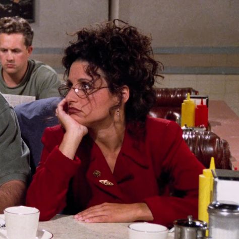 #seinfeld #kramer #jerryseinfeld #elainbenes #elaine #georgecostanza #90s #sitcom #seinfeldicon #icon 90s Sitcom Aesthetic, Elaine Benes Aesthetic, Sitcom Aesthetic, Seinfeld Outfits, Seinfeld Aesthetic, Elaine Benes Outfits, Elaine Seinfeld, Kramer Seinfeld, Seinfeld Elaine