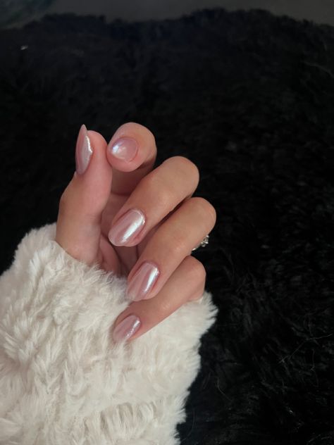 Gel, nails, short, classic, Gel For Short Nails, Hailey Beiber Nails Trend Pink, Hailey Bieber Nails Pink, Haylie Bieber Nails, Hayley Bieber Nails, Short Nails Inspiration, Gel Nails Short, Hailey Bieber Nails, Bieber Nails