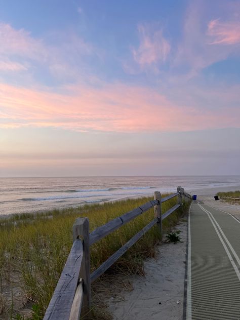 new jersey sunrise New Jersey Mountains, New Jersey Summer Aesthetic, New Jersey Beach Aesthetic, Jersey Shore Summer, New Jersey Aesthetic, Hampton Summer, Jersey Shore Beach, Tsitp Aesthetic, Ford Pines