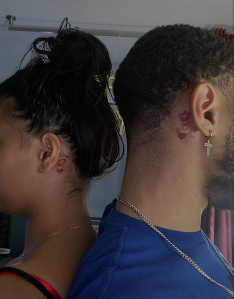 Black Couples Matching Tattoos, King And Queen Tattoo For Couples, Couples Name Tattoos, Partner Name Tattoos, King And Queen Tattoo, Couple Name Tattoos, King Queen Tattoo, Couple Tat, Partner Tattoos