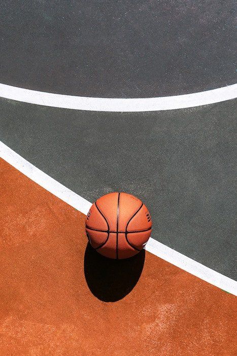 Backyard Basketball, Photowall Ideas, Jessica Day, Bola Basket, Basketball Photography, Basketball Wallpaper, Sports Images, Free Sport, Sport Quotes